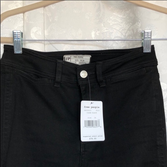 🆕 Free People Denim So Chic Biker Shorts - Picture 6 of 6